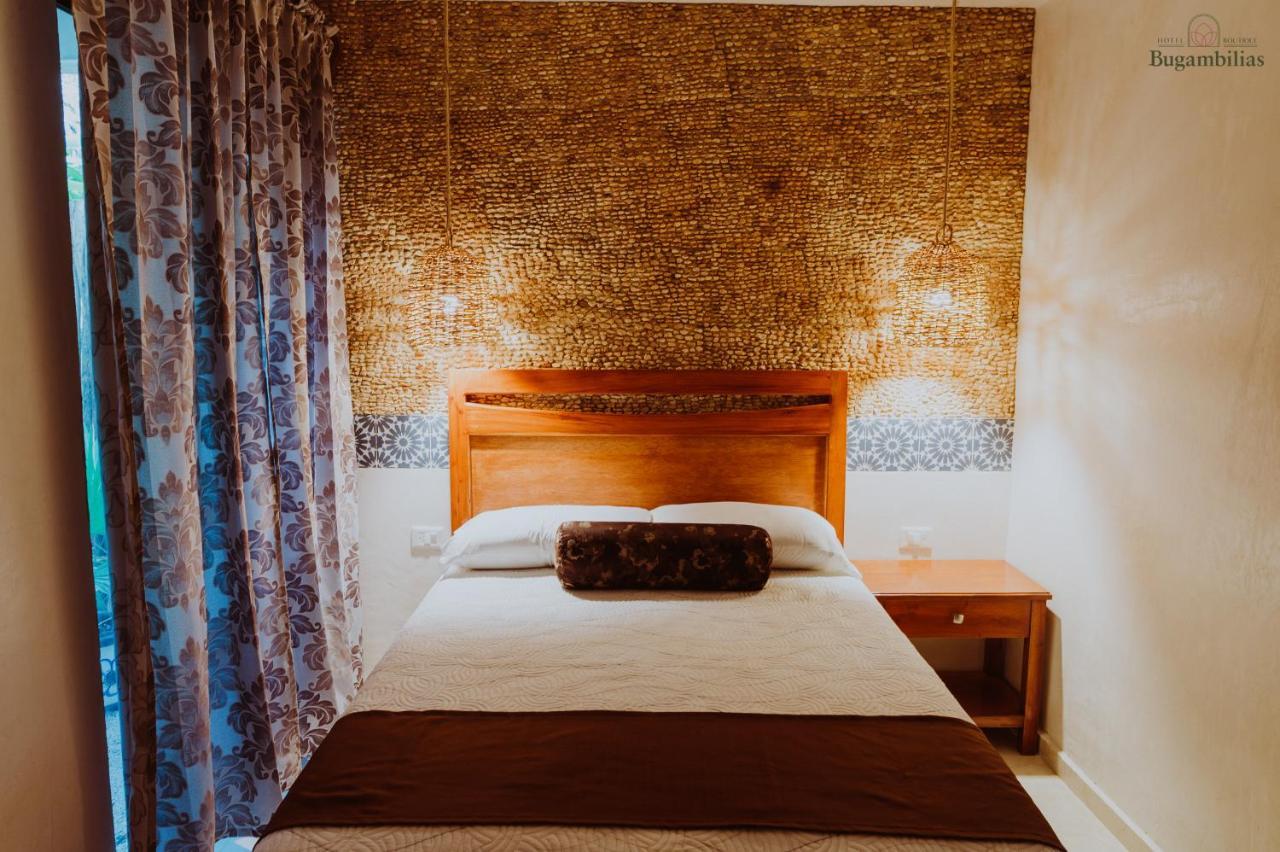 Hotel Boutique Bugambilias Valladolid  Buitenkant foto